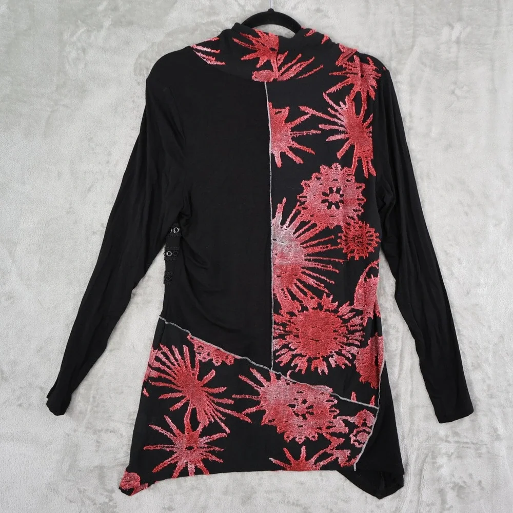 Paris Hues Embroidered Floral Tunic Top Women XL Black Boho Bohemian Art to Wear